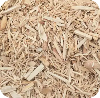 Dry softwood woodchips made from wood industry residues